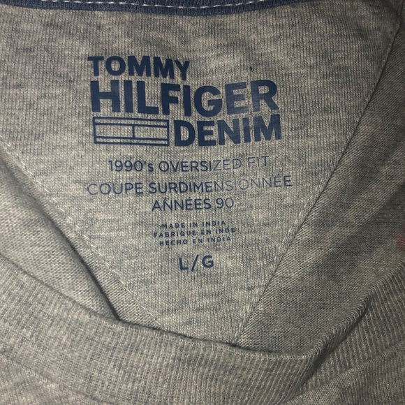 COPY - Tommy Hilfiger Denim T-Shirt - Picture 2 of 4